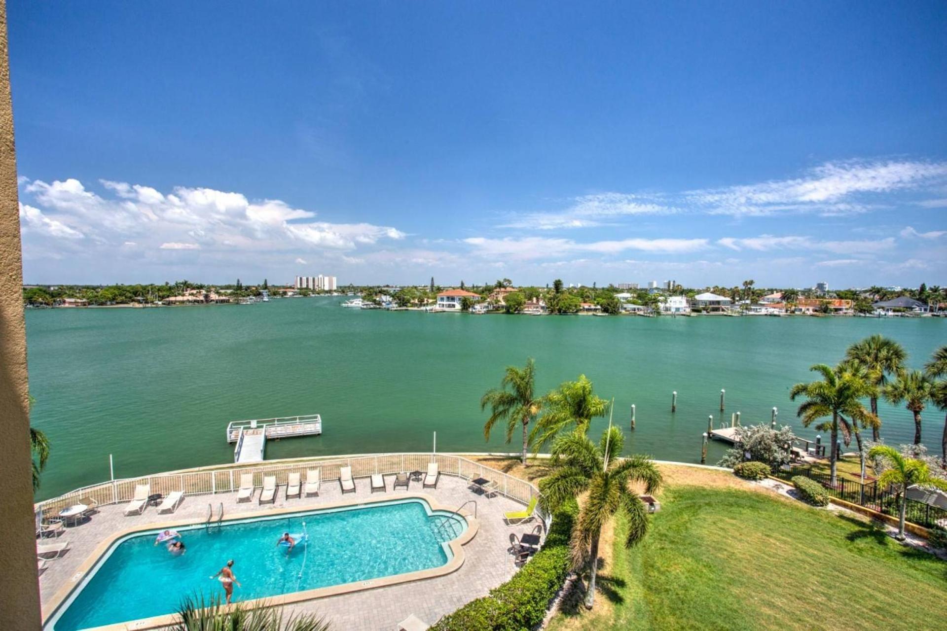 309 - Palms Of Treasure Island Villa St. Pete Beach Exterior photo